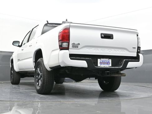 Used 2023 Toyota Tacoma SR5 w/ Technology Package image 40