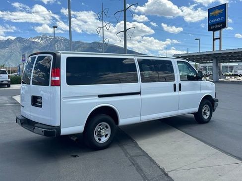 Certified 2024 Chevrolet Express 3500 LT w/ LT Preferred Equipment Group RWD image 23