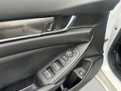 Used 2022 Honda Accord Sport image 24