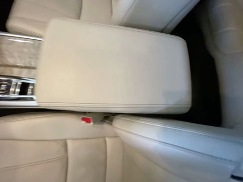 Used 2019 Acura RLX Sport Hybrid w/ Advance Pkg image 21