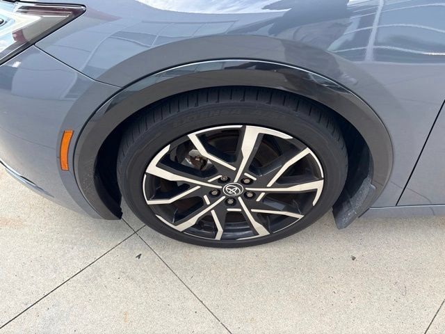 Used 2024 Toyota Prius Prime FWD image 12