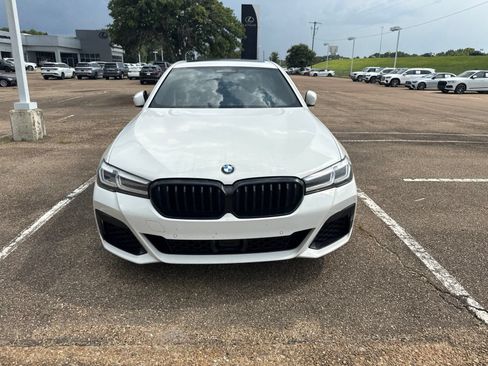 Used 2023 BMW 540i w/ M Sport Package RWD image 2