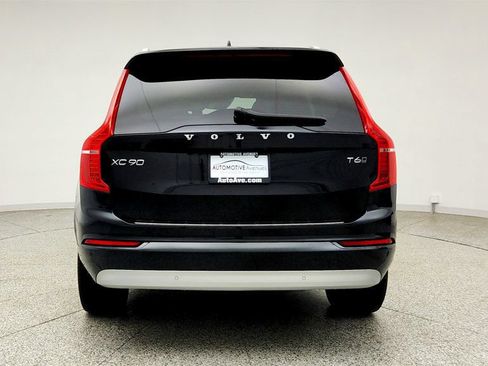 Used 2022 Volvo XC90 T6 Momentum w/ Advanced Package AWD/4WD image 6