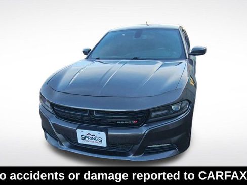 Used 2018 Dodge Charger SXT Plus image 3