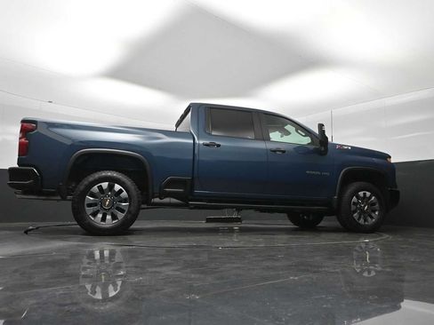 New 2026 Chevrolet Silverado 2500 Custom w/ Custom Convenience Package AWD/4WD image 25
