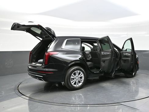 New 2025 Cadillac XT6 Luxury w/ LPO, Floor Liner Package image 39