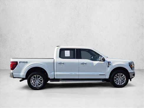 Used 2025 Ford F150 Lariat w/ Equipment Group 502A High AWD/4WD image 4