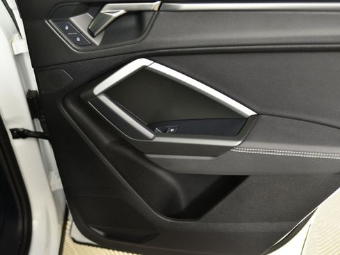 Certified 2023 Audi Q3 2.0T Premium w/ Black Optic Sport Package image 24