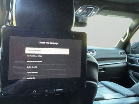 New 2023 Jeep Wagoneer Series III w/ Premium Group I image 27