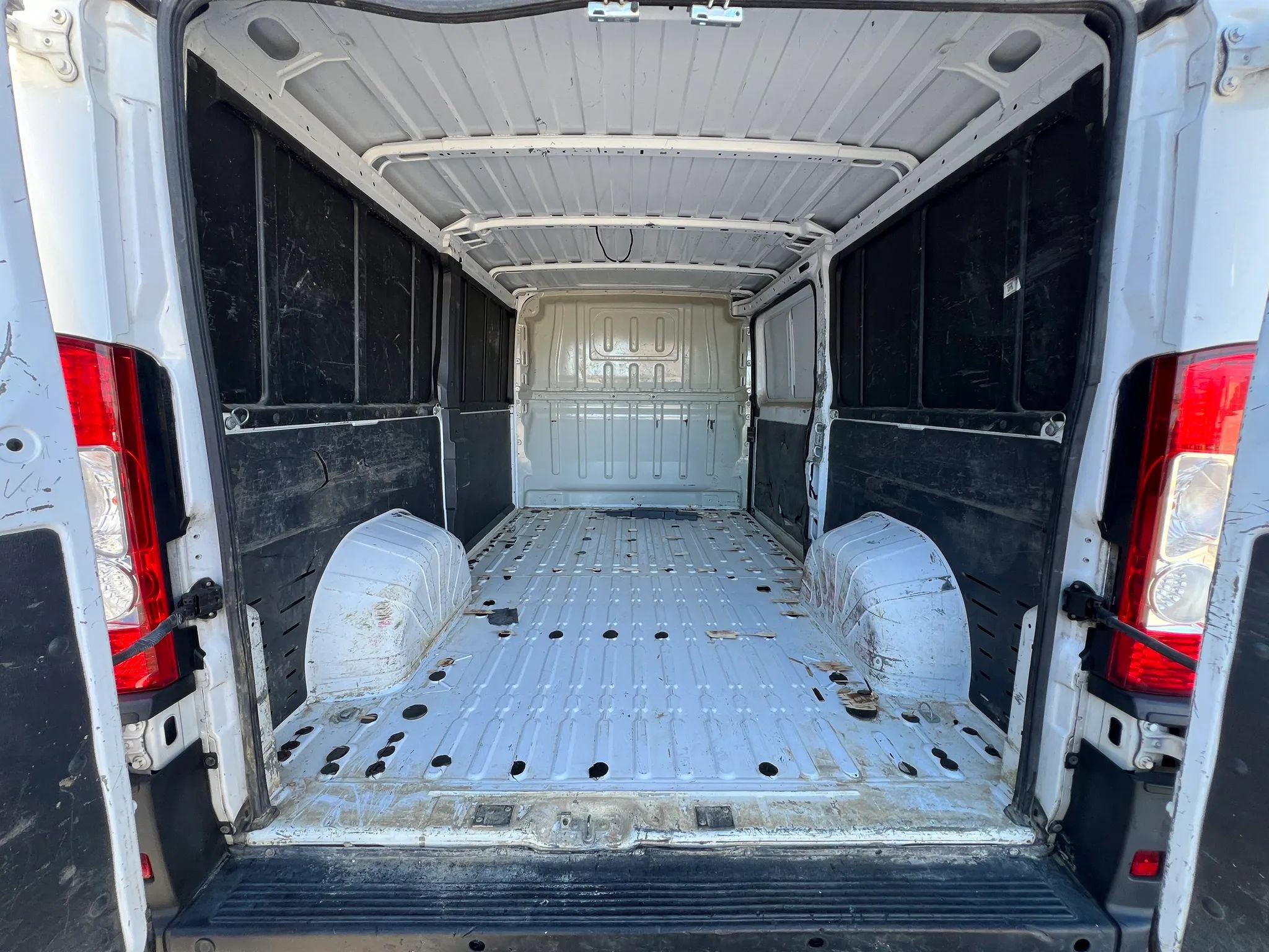 Used 2021 RAM ProMaster 1500 FWD image 4