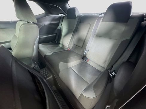 Used 2016 Dodge Challenger SXT RWD image 24