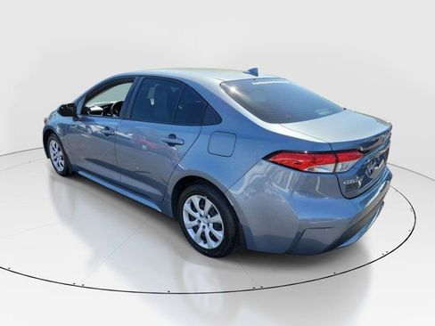 Used 2022 Toyota Corolla LE image 33