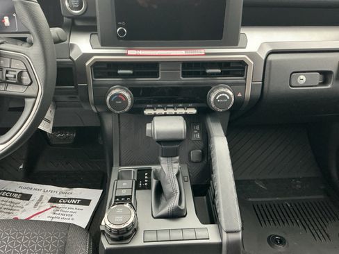 New 2026 Toyota 4Runner SR5 image 11