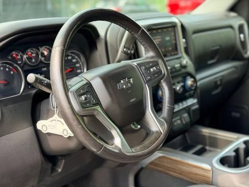 Used 2021 Chevrolet Silverado 1500 RST w/ Convenience Package II AWD/4WD image 10