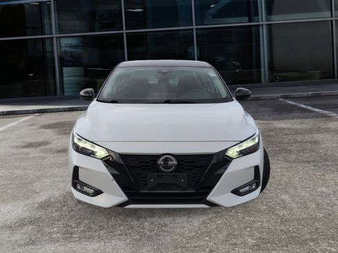 Used 2023 Nissan Sentra SR w/ Midnight Edition Package image 12