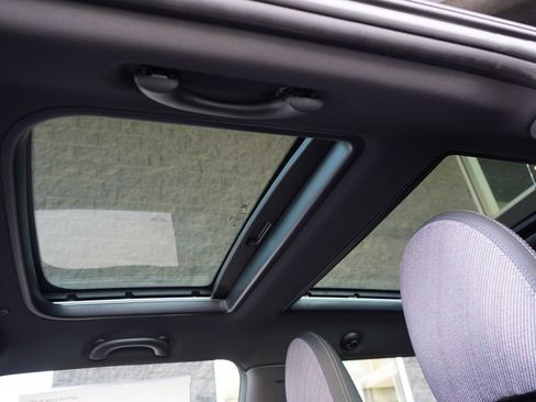 New 2026 MINI Cooper 2-Door Hardtop FWD image 13