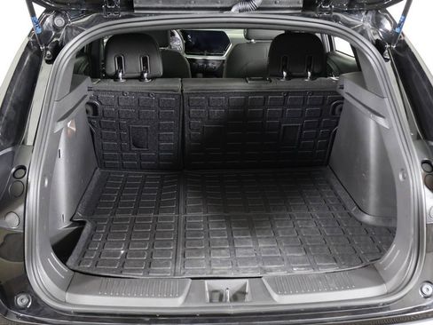 Used 2025 Chevrolet Trax RS image 18