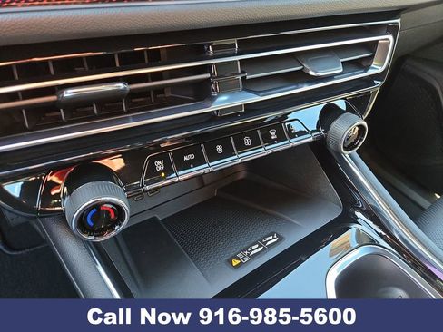 New 2026 Chevrolet Traverse Z71 w/ Driver Confidence Package image 15