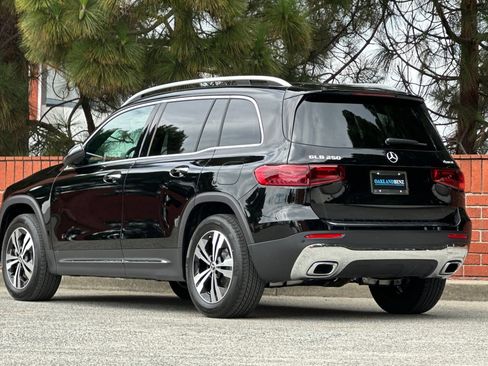 Certified 2026 Mercedes-Benz GLB 250 4MATIC image 7