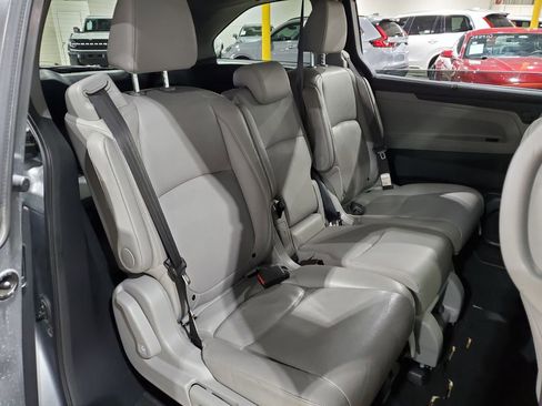 Used 2019 Honda Odyssey EX-L image 21