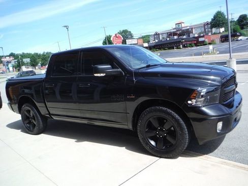 Certified 2018 RAM 1500 Big Horn AWD/4WD image 12
