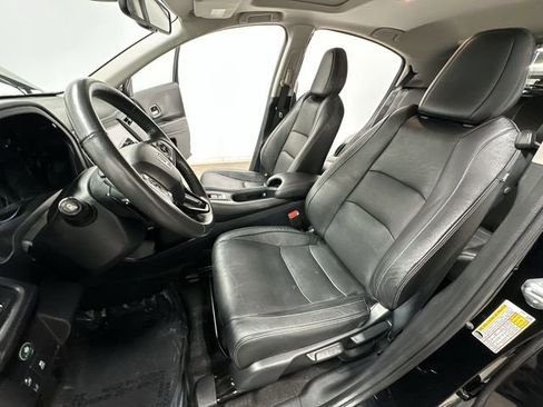 Used 2021 Honda HR-V EX-L image 17