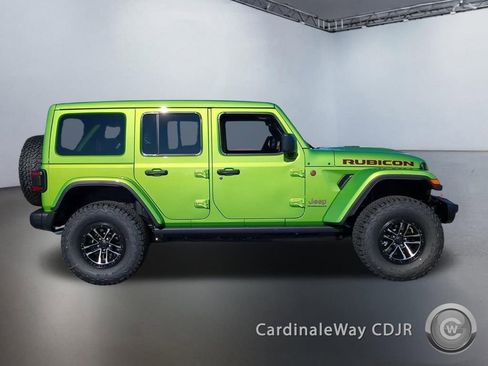 Used 2026 Jeep Wrangler Unlimited Rubicon AWD/4WD image 3
