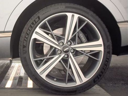 Used 2026 Genesis GV80 3.5T e-SC AWD/4WD image 11