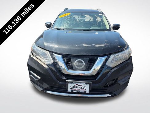 Used 2017 Nissan Rogue SV AWD/4WD image 2