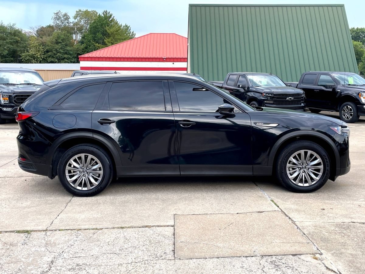 Used 2024 MAZDA CX-90 Plug-In Hybrid w/ Preferred AWD/4WD image 4