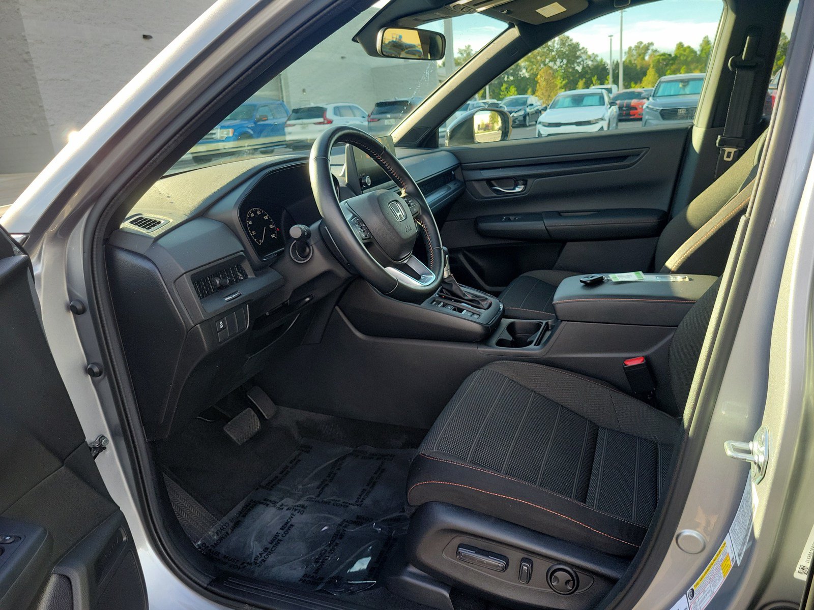 Used 2025 Honda CR-V Sport image 15