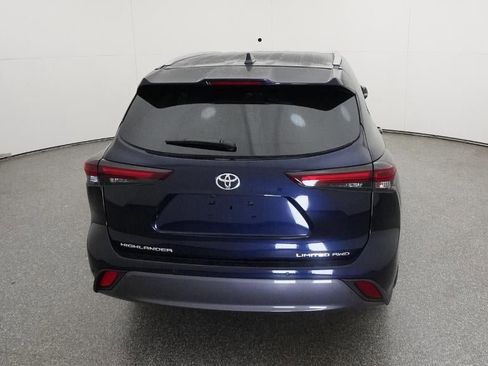 New 2026 Toyota Highlander Limited image 7