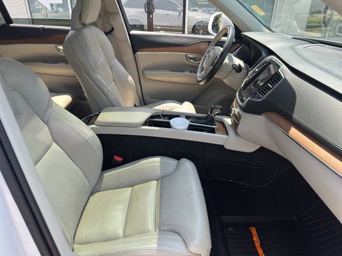 Used 2020 Volvo XC90 T6 Inscription image 11