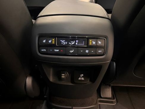 Used 2025 Hyundai Palisade Calligraphy AWD/4WD image 16