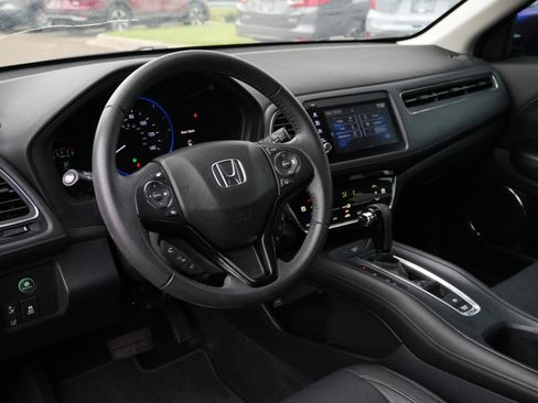 Used 2022 Honda HR-V EX-L image 11