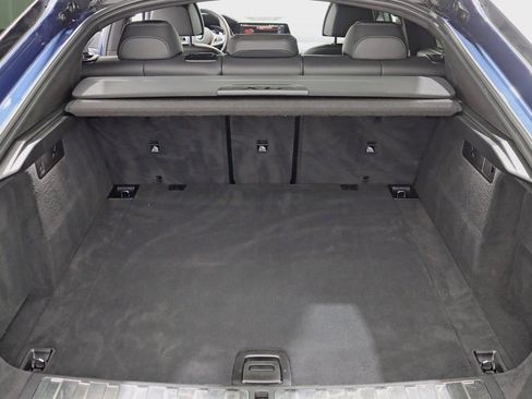 Used 2022 BMW X6 xDrive40i w/ M Sport Package image 40