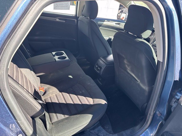 Used 2018 Ford Fusion SE w/ Fusion SE Technology Package FWD image 4