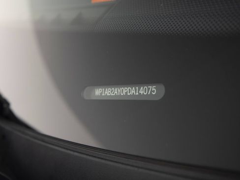 Certified 2023 Porsche Cayenne S Platinum AWD/4WD image 44