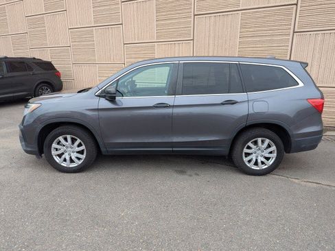 Used 2019 Honda Pilot LX image 3