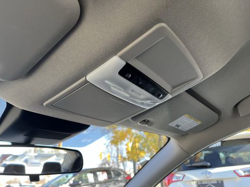 Certified 2023 Nissan Sentra SR w/ Trunk Package image 24