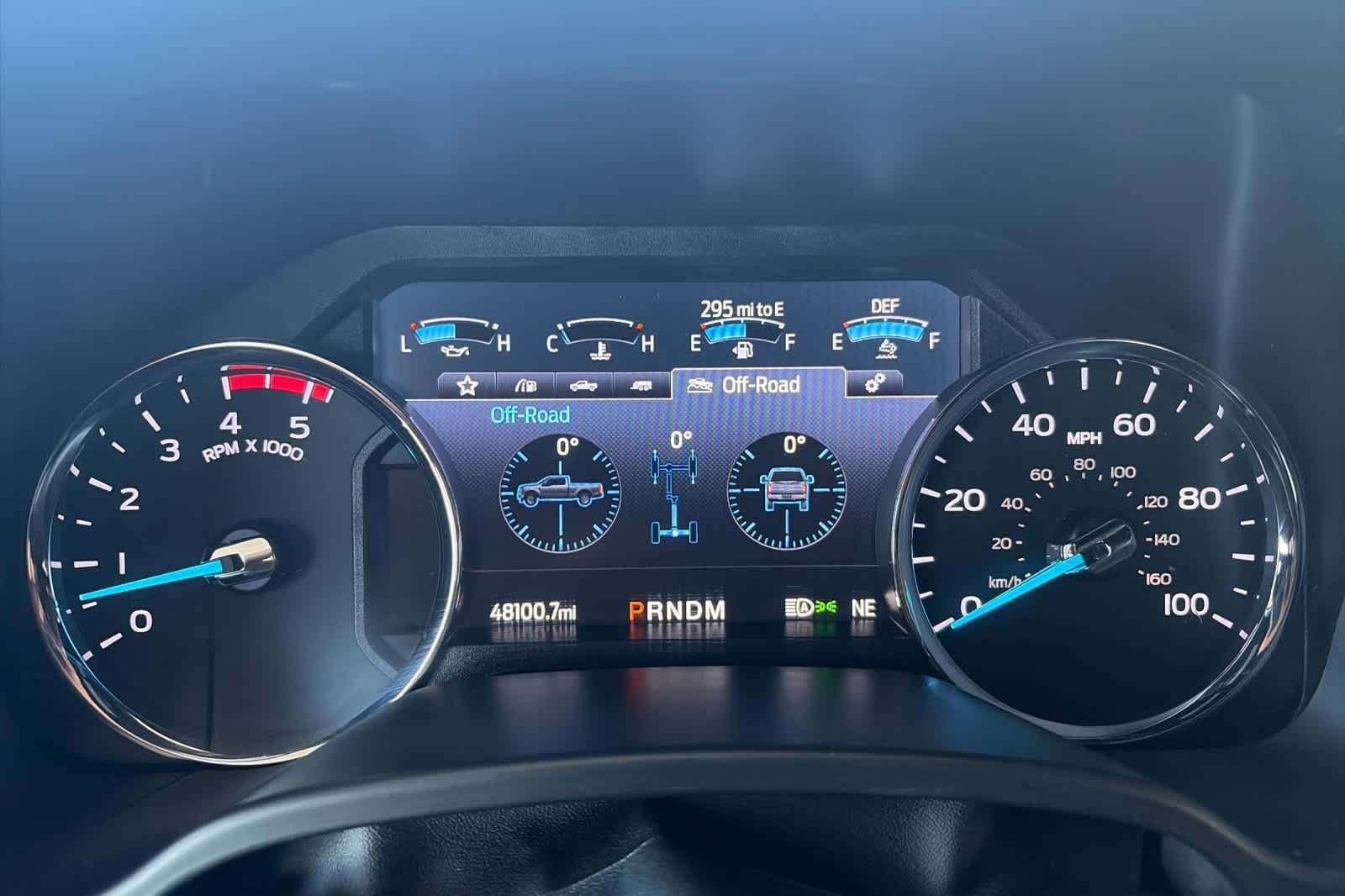 Used 2020 Ford F350 Platinum w/ FX4 Off-Road Package AWD/4WD image 28