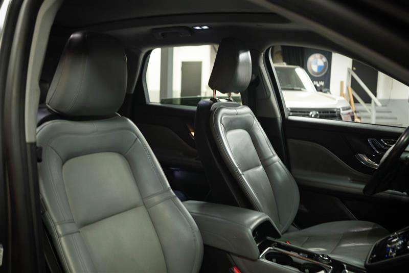 Used 2022 Lincoln Corsair FWD w/ Premium Package image 15