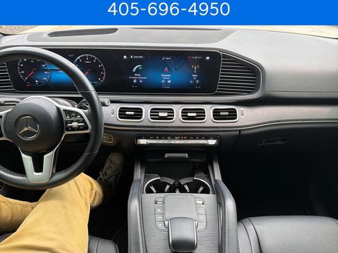 Used 2021 Mercedes-Benz GLS 450 4MATIC image 22