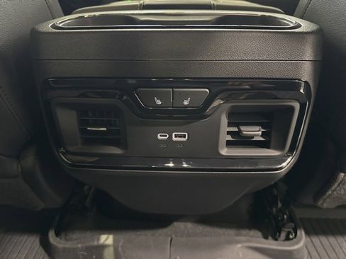 Used 2024 Chevrolet Silverado 1500 ZR2 w/ ZR2 Bison Edition image 15