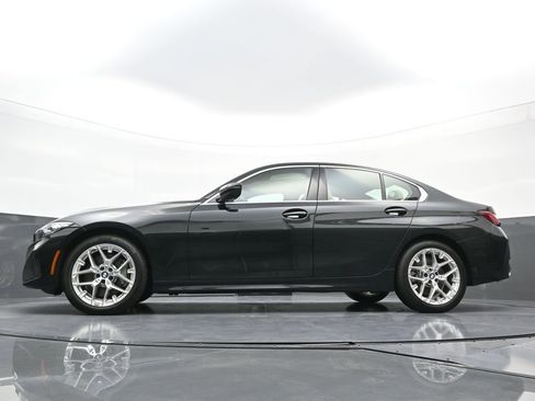 New 2025 BMW 330i xDrive Sedan w/ Premium Package AWD/4WD image 24