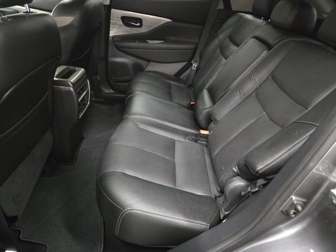 Used 2015 Nissan Murano Platinum w/ Platinum Technology Package FWD image 9