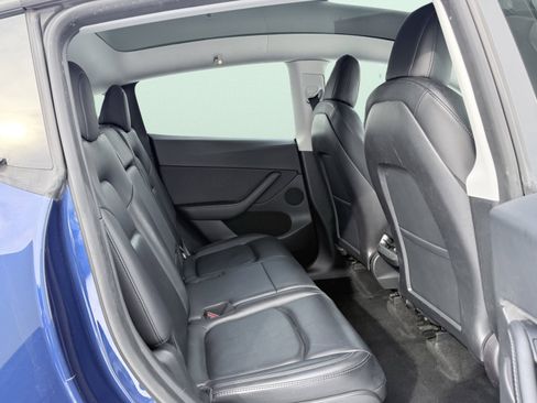 Used 2023 Tesla Model Y Long Range image 50