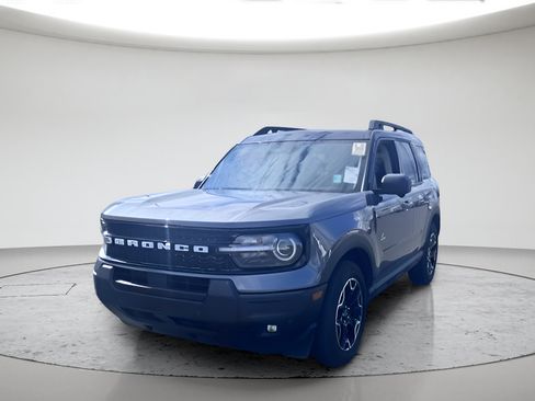 Used 2025 Ford Bronco Sport Outer Banks w/ Outer Banks Tech Package+ AWD/4WD image 8