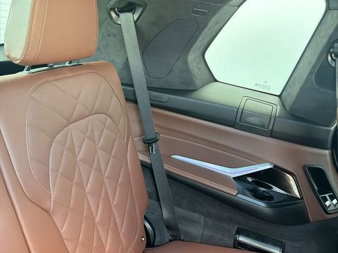 Certified 2026 BMW X7 xDrive40i image 26