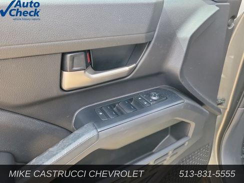Used 2024 Toyota Tacoma TRD Off-Road AWD/4WD image 22